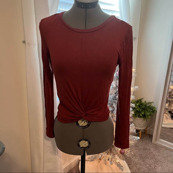 gaze Tops - Woman’s burnt orange long sleeve top